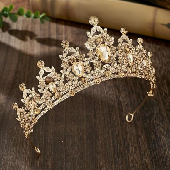 Tiara main image 2